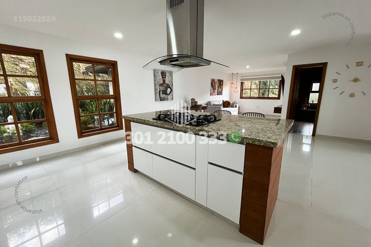 Casa de 3 alcobas en arriendo en La Mina, Envigado, 420 m² · foto 11 de 24