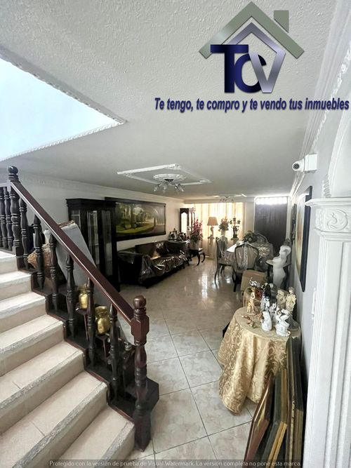 Casa de 6 alcobas en venta en Diamante 2, Bucaramanga, 198 m² · foto 2 de 17