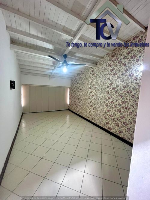 Casa de 6 alcobas en venta en Diamante 2, Bucaramanga, 198 m² · foto 3 de 17