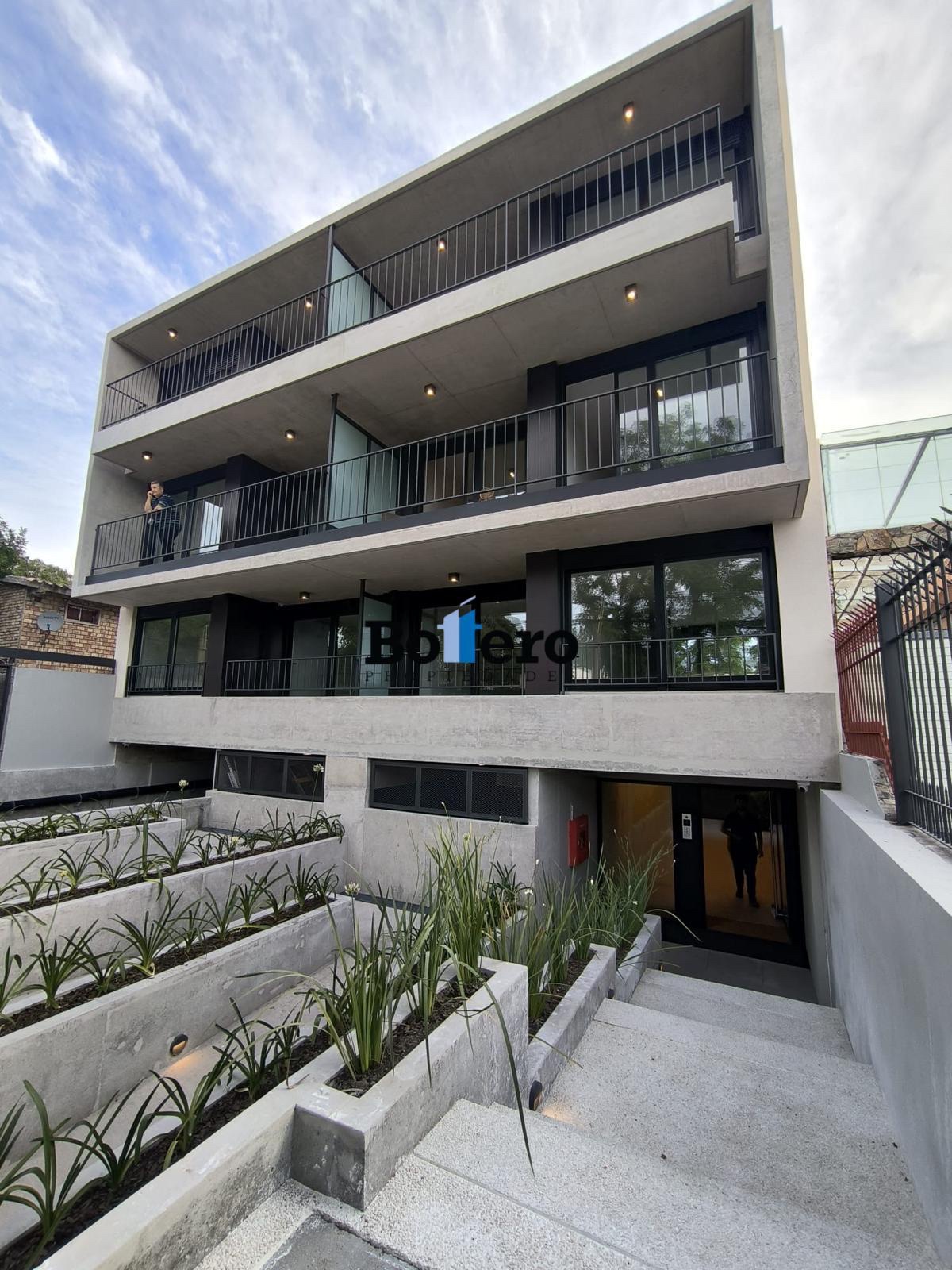 ALQUILER DE 1 DORMITORIO CON TERRAZA, ZONA MALVIN !!