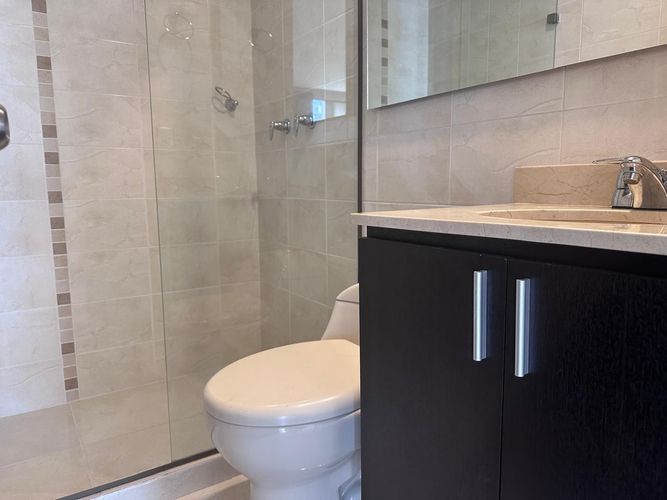 Apartamento de 2 alcobas en arriendo en El Poblado, Medellín, 78 m² · foto 18 de 19