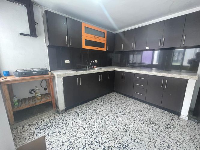 Apartamento de 7 alcobas en venta en Juanambu, Cali, 130 m² · foto 5 de 15