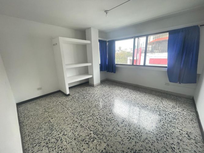 Apartamento de 7 alcobas en venta en Juanambu, Cali, 130 m² · foto 7 de 15