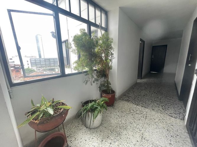Apartamento de 7 alcobas en venta en Juanambu, Cali, 130 m² · foto 14 de 15