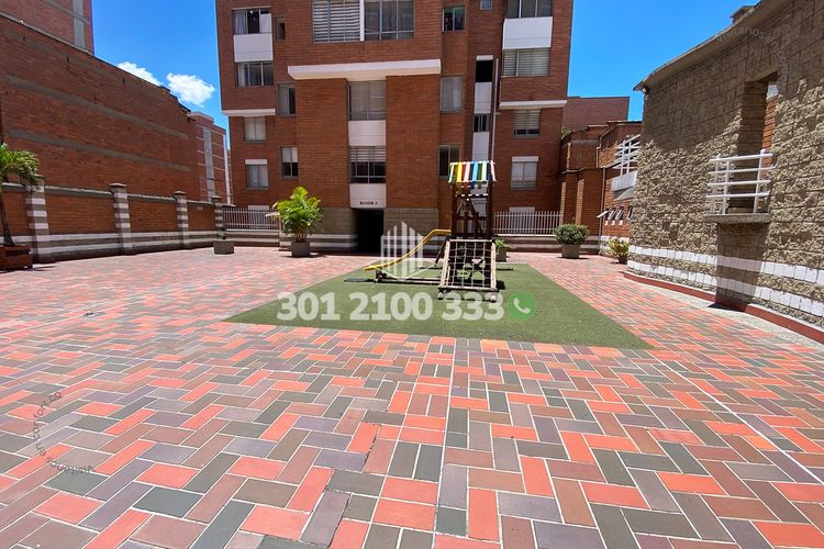 Apartamento de 3 alcobas en arriendo en Conquistadores, Medellín, 85 m² · foto 20 de 22