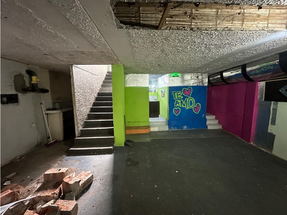 Bodega en arriendo en Fundadores, Armenia, 102 m² · foto 2 de 11