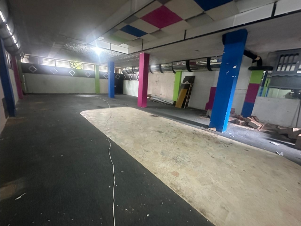 Bodega en arriendo en Fundadores, Armenia, 102 m² · foto 5 de 11