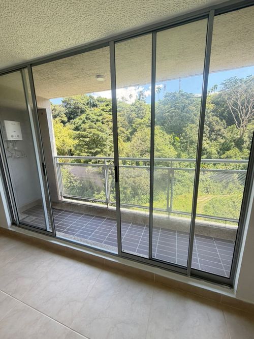 Apartamento de 3 alcobas en venta en El Poblado Ii Etapa, Palmira, 73 m² · foto 4 de 18
