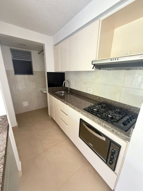 Apartamento de 3 alcobas en venta en El Poblado Ii Etapa, Palmira, 73 m² · foto 8 de 18