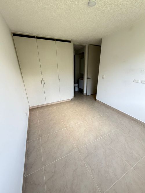 Apartamento de 3 alcobas en venta en El Poblado Ii Etapa, Palmira, 73 m² · foto 15 de 18