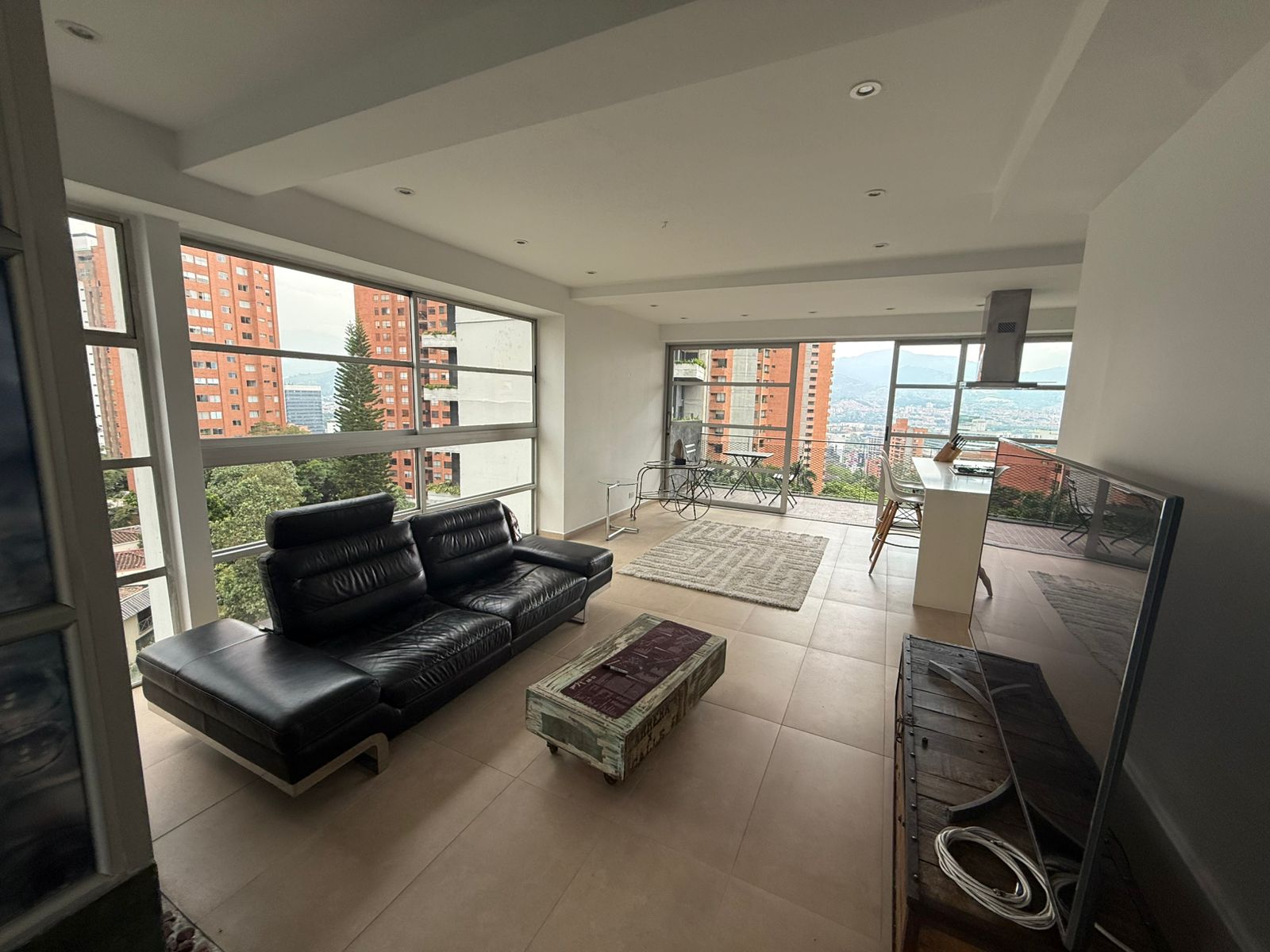 Apartaestudio en arriendo en La Florida, Medellín · foto 13 de 24