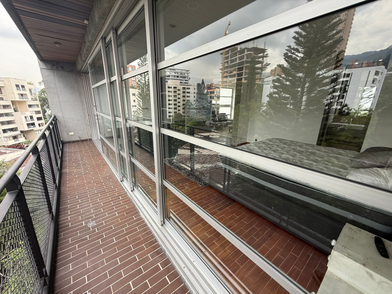 Apartaestudio en arriendo en La Florida, Medellín · foto 23 de 24
