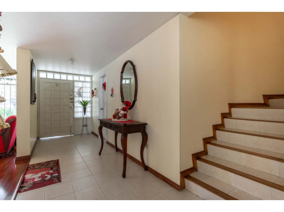 Casa en venta en Cedritos, Bogotá · foto 5 de 19