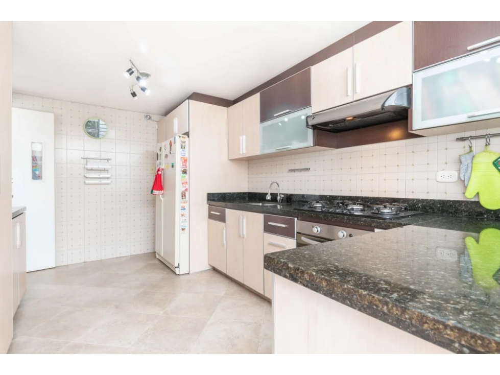 Casa en venta en Cedritos, Bogotá · foto 6 de 19