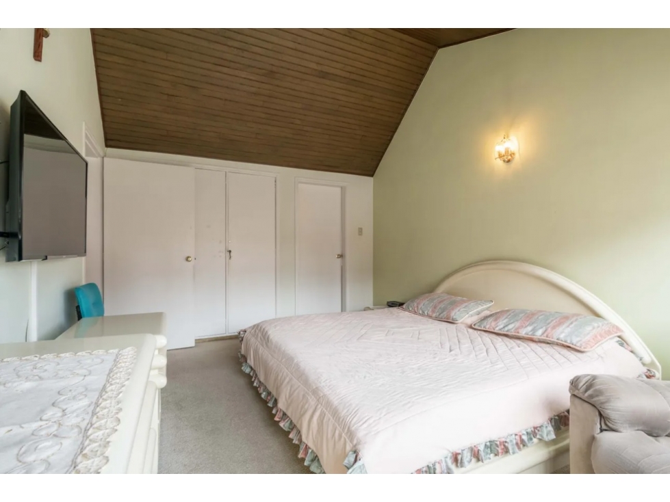Casa en venta en Cedritos, Bogotá · foto 8 de 19