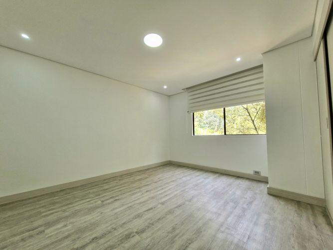 Apartamento de 3 alcobas en venta en Vizcaya, Medellín, 170 m² · foto 5 de 21