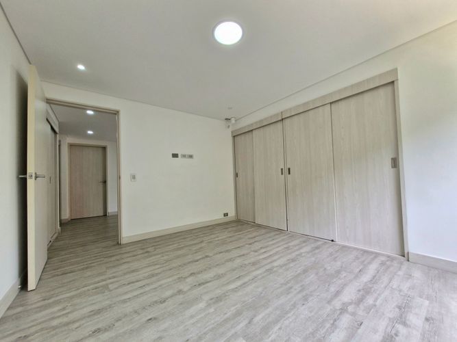 Apartamento de 3 alcobas en venta en Vizcaya, Medellín, 170 m² · foto 6 de 21
