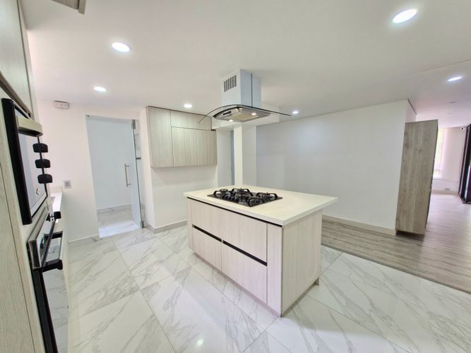 Apartamento de 3 alcobas en venta en Vizcaya, Medellín, 170 m² · foto 11 de 21