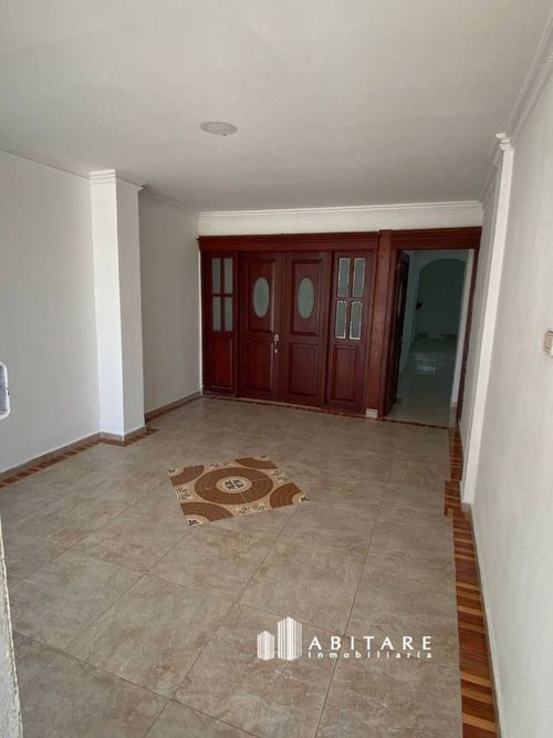 Casa de 4 alcobas en arriendo en Santa Lucia, Cartagena, 403 m² · foto 4 de 10