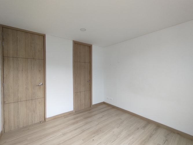 Apartamento de 2 alcobas en arriendo en Camino Verde, Envigado, 66 m² · foto 16 de 20