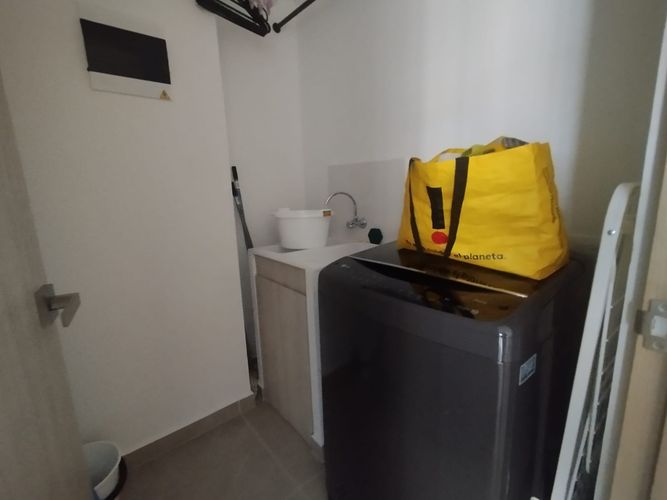 Apartamento de 2 alcobas en arriendo en Loma Del Escobero, Envigado, 83 m² · foto 6 de 12