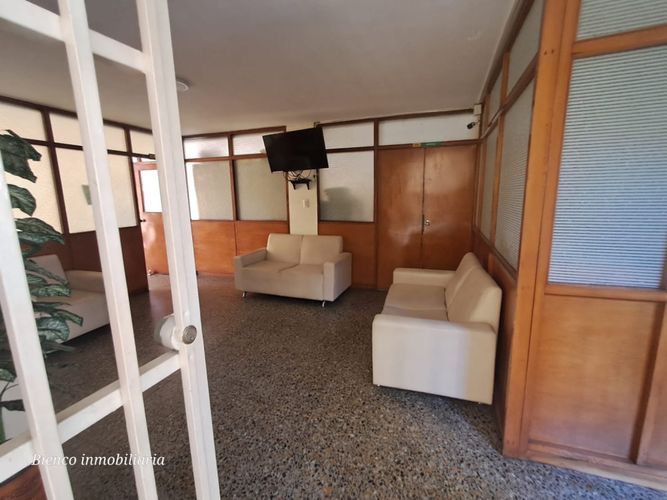 Edificio en arriendo en Garcia Rovira, Bucaramanga, 1300 m² · foto 6 de 16