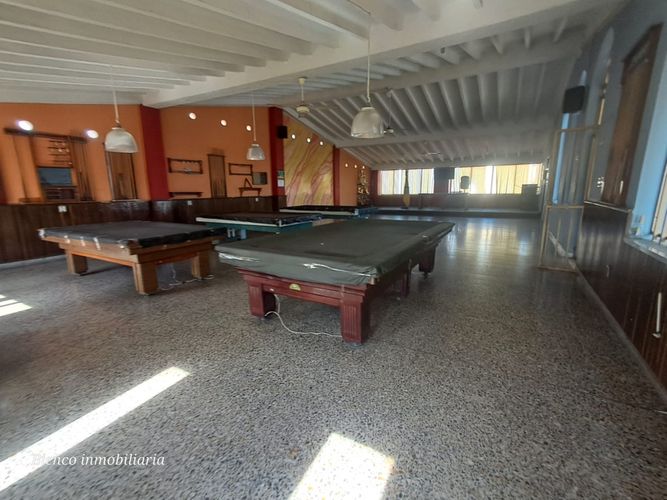 Edificio en arriendo en Garcia Rovira, Bucaramanga, 1300 m² · foto 8 de 16