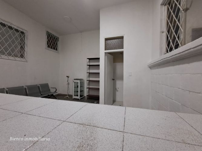 Edificio en arriendo en Garcia Rovira, Bucaramanga, 1300 m² · foto 13 de 16