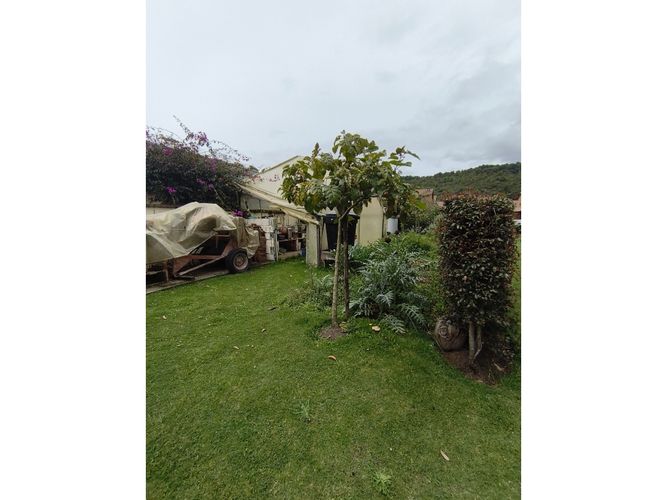 Casa de 4 alcobas en venta en San Jose De Bavaria, Bogotá, 350 m² · foto 3 de 24