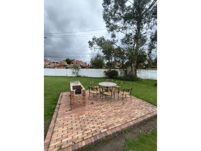 Casa de 4 alcobas en venta en San Jose De Bavaria, Bogotá, 350 m² · foto 9 de 24