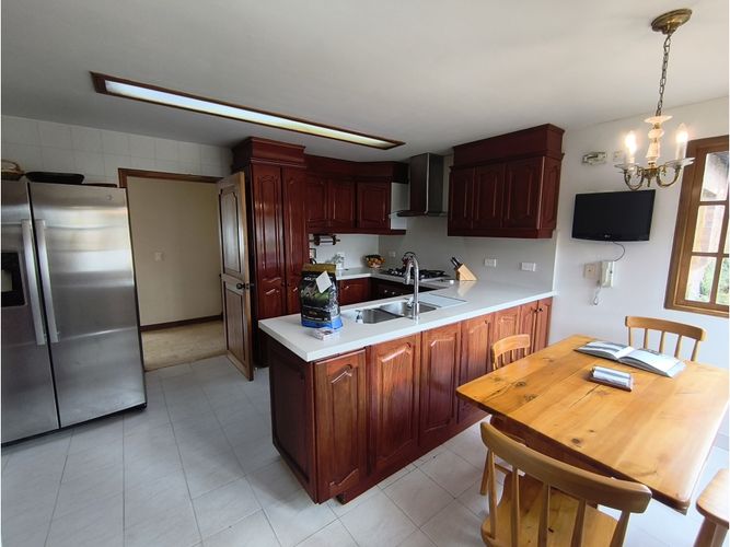Casa de 4 alcobas en venta en San Jose De Bavaria, Bogotá, 350 m² · foto 19 de 24