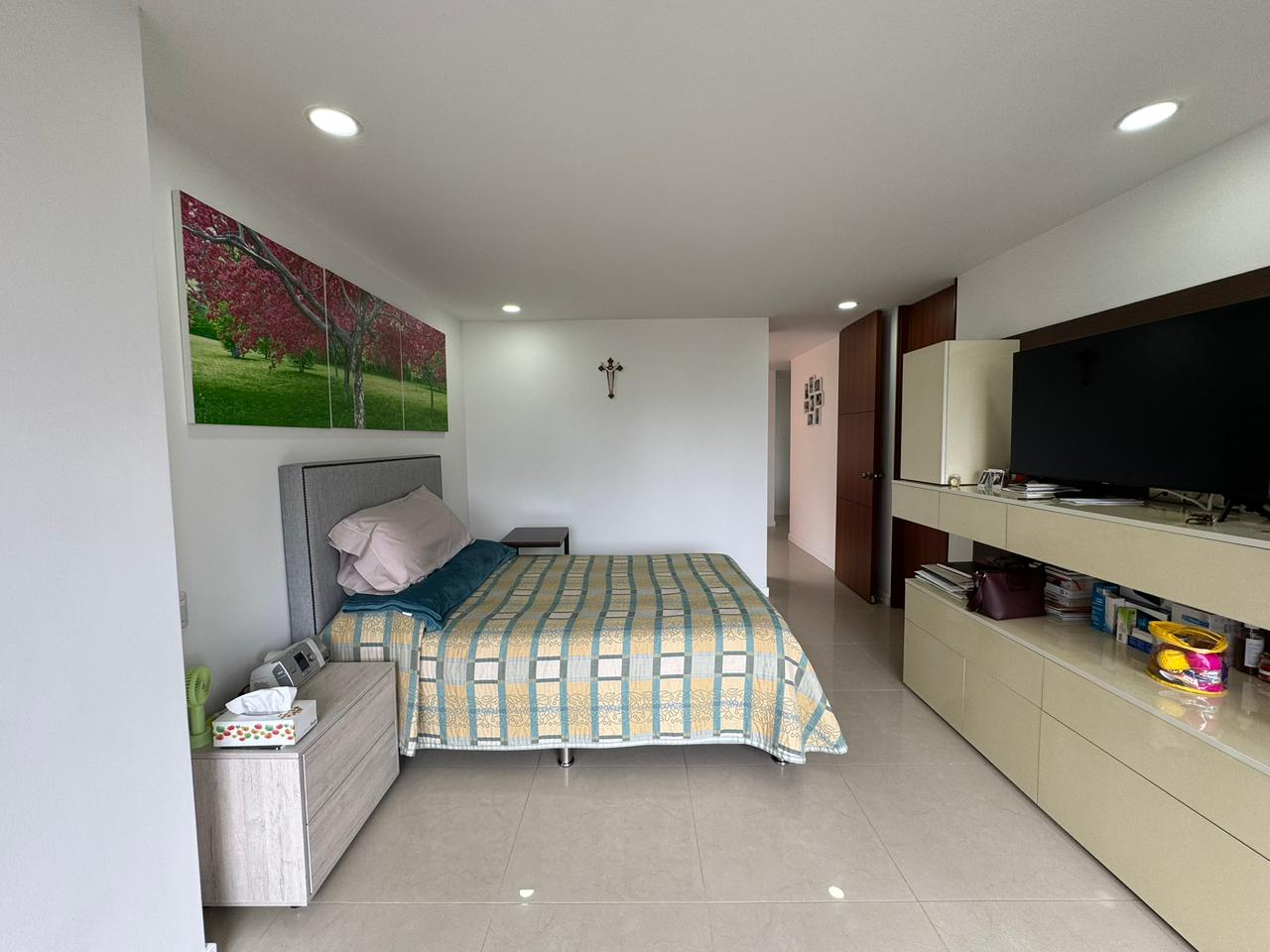 Apartamento en venta en El Poblado, Medellín · foto 4 de 11