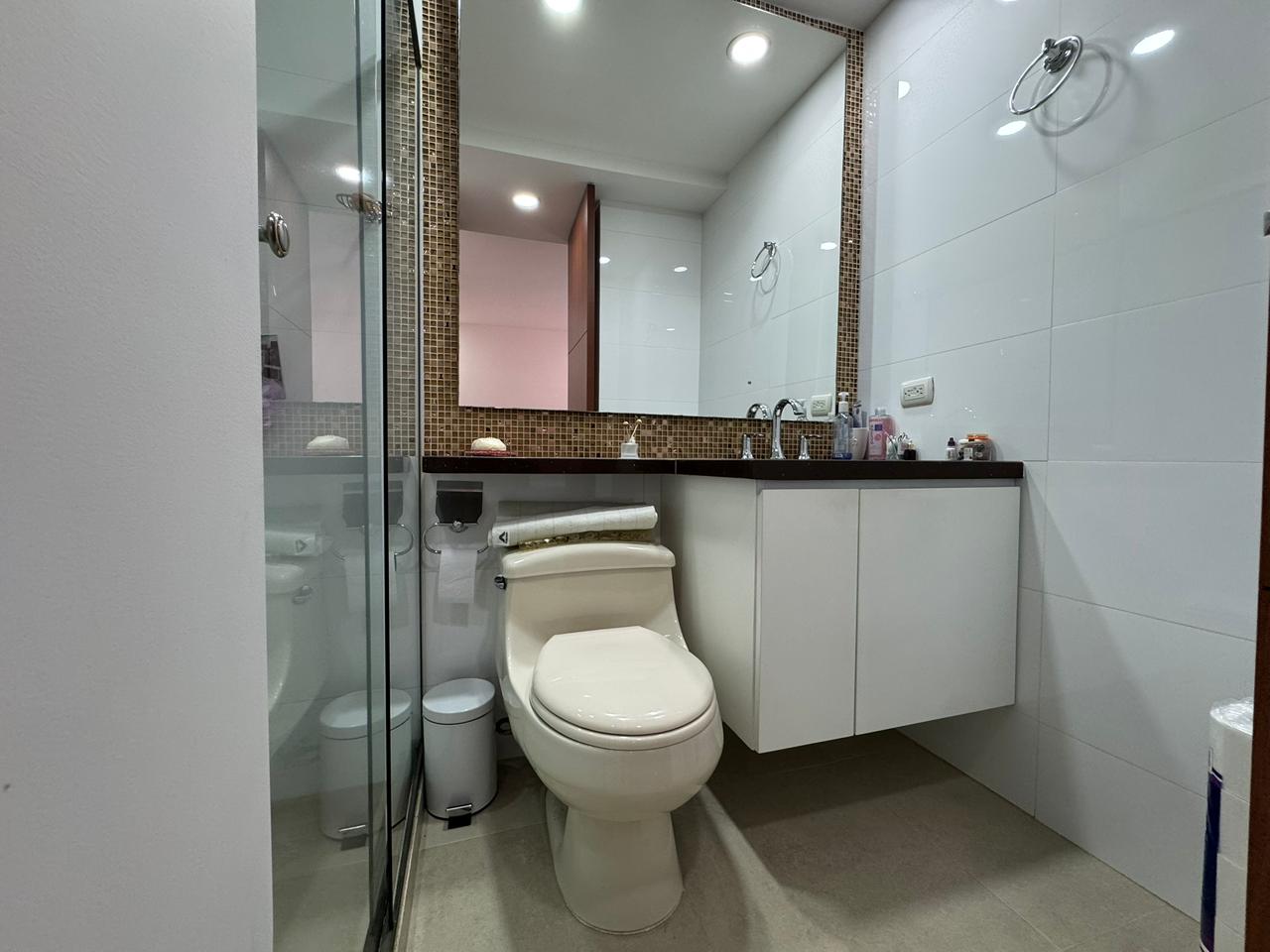 Apartamento en venta en El Poblado, Medellín · foto 8 de 11