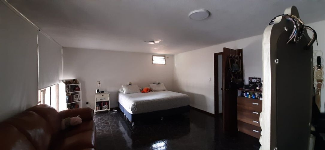 Casa de 4 alcobas en venta en San Joaquin, Cali, 340 m² · foto 10 de 24
