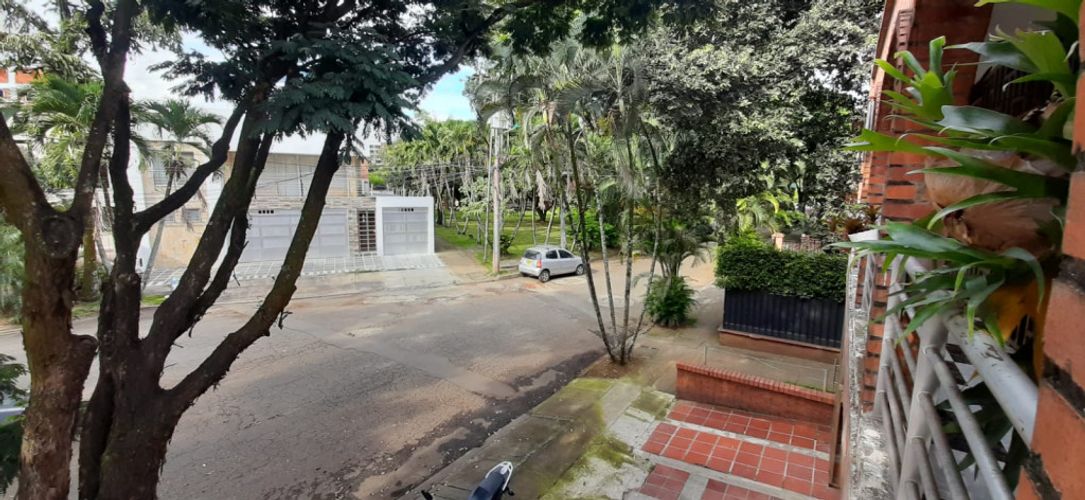 Casa de 4 alcobas en venta en San Joaquin, Cali, 340 m² · foto 18 de 24