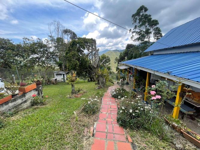 Casa de 4 alcobas en venta en Santa Ines, Yumbo, 1600 m² · foto 20 de 24