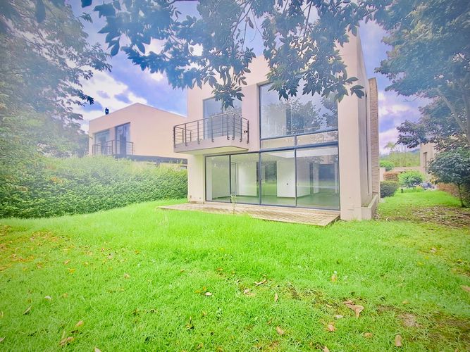 Casa de 3 alcobas en venta en Rincon Santo, Cajicá, 186 m² · foto 4 de 7