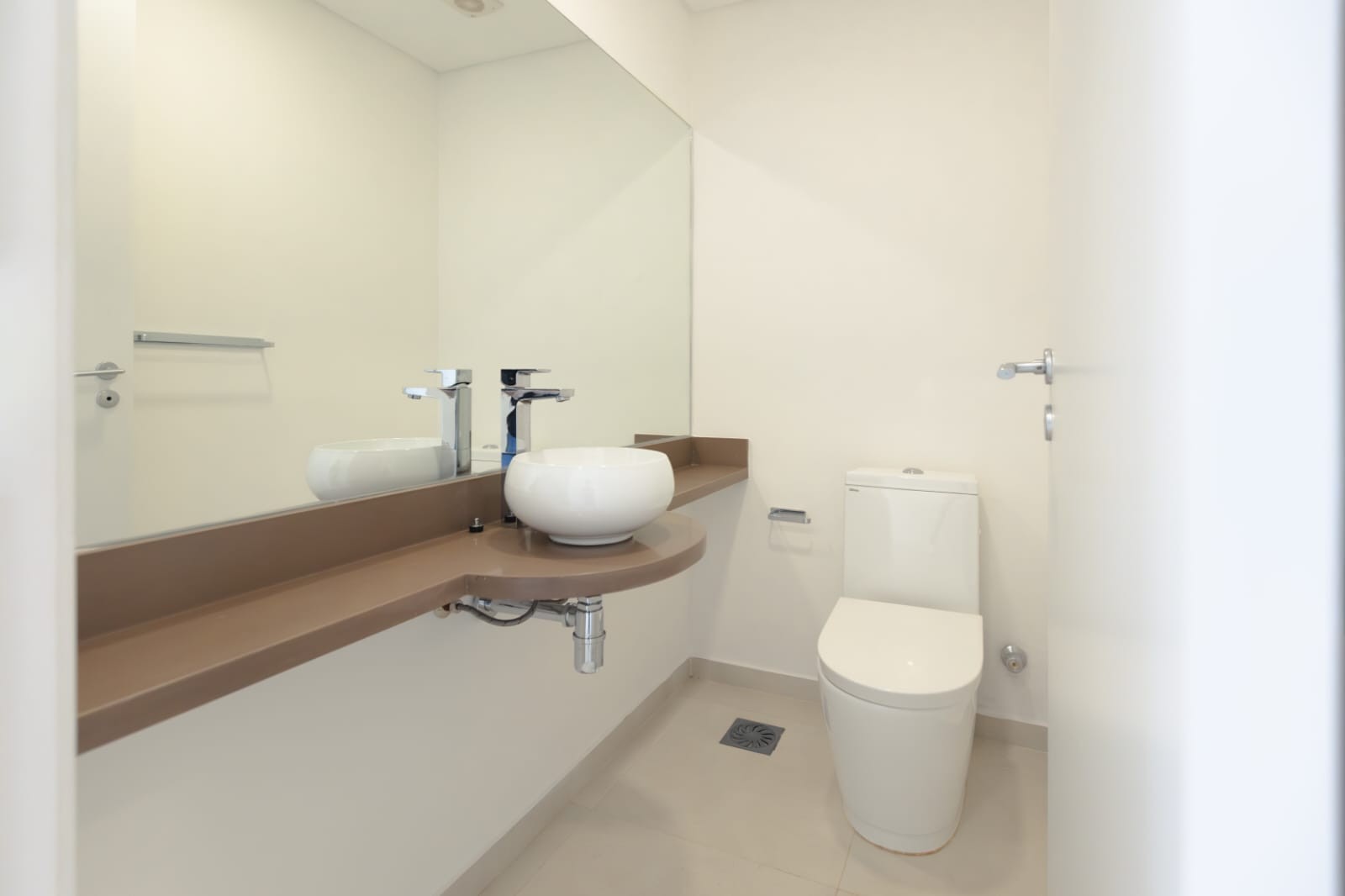 VENDO HERMOSA CASA EN AQUA VILLAGE — foto 3