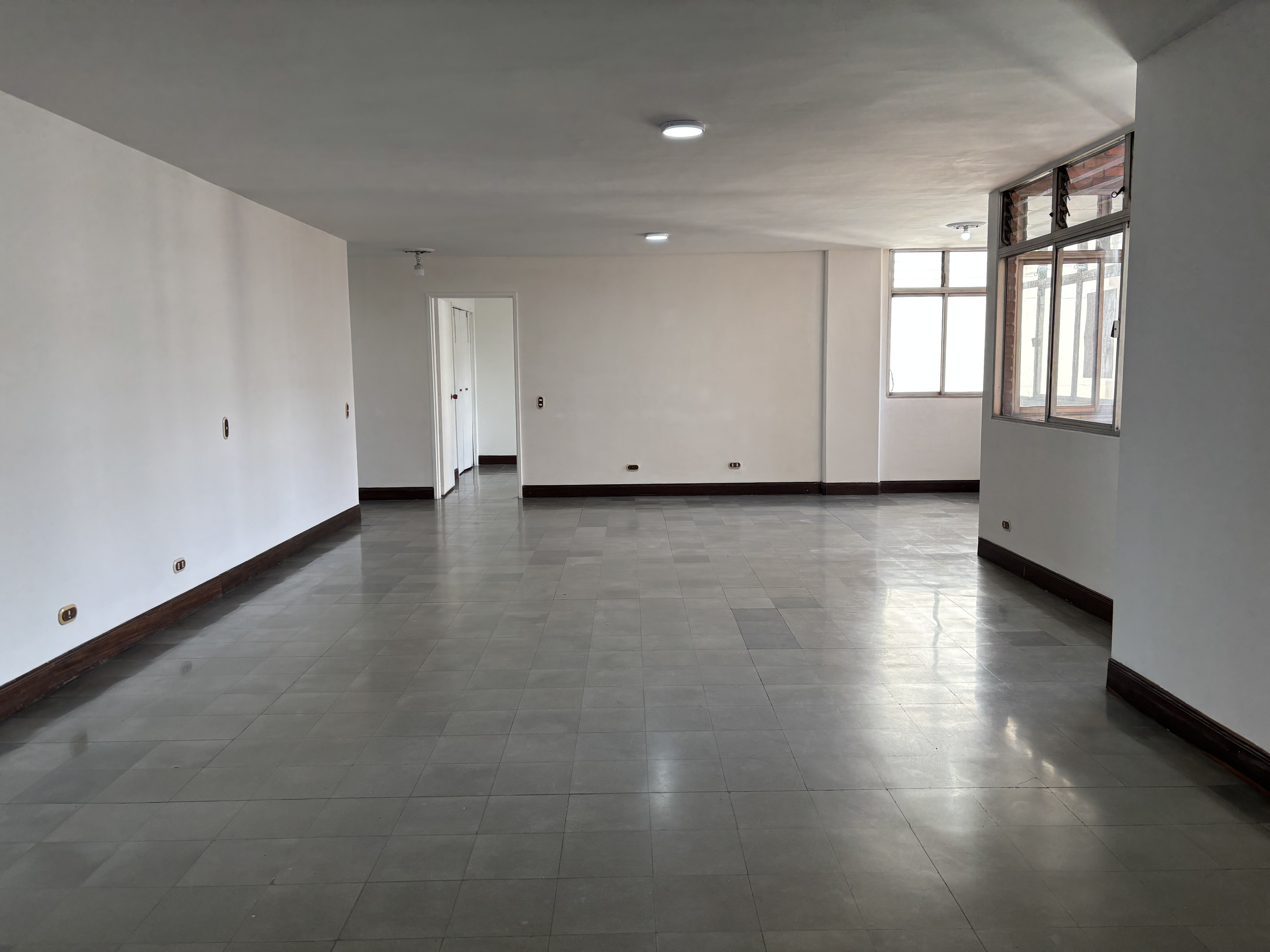 Apartamento en venta en Villa Nueva, Medellín · foto 7 de 9
