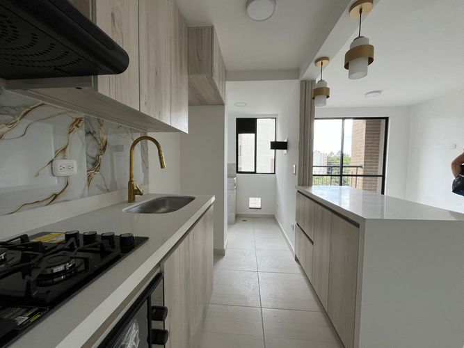 Apartamento de 2 alcobas en arriendo en El Porvenir, Rionegro, 63 m² · foto 2 de 12