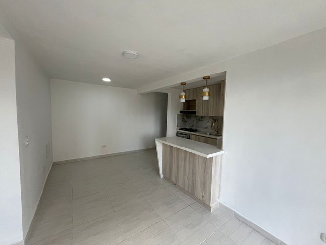 Apartamento de 2 alcobas en arriendo en El Porvenir, Rionegro, 63 m² · foto 3 de 12