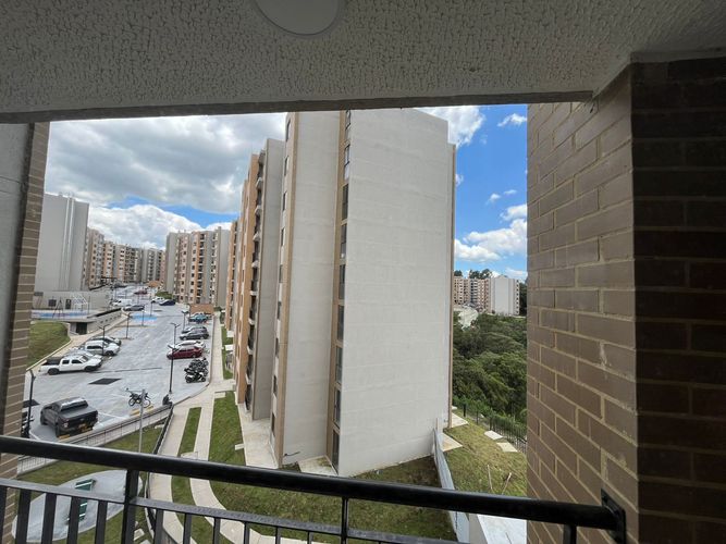 Apartamento de 2 alcobas en arriendo en El Porvenir, Rionegro, 63 m² · foto 6 de 12