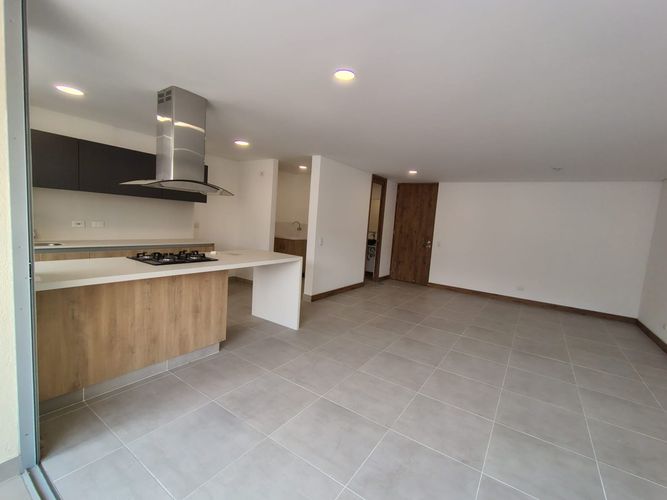 Apartamento de 3 alcobas en arriendo en El Poblado, Medellín, 116 m² · foto 20 de 24