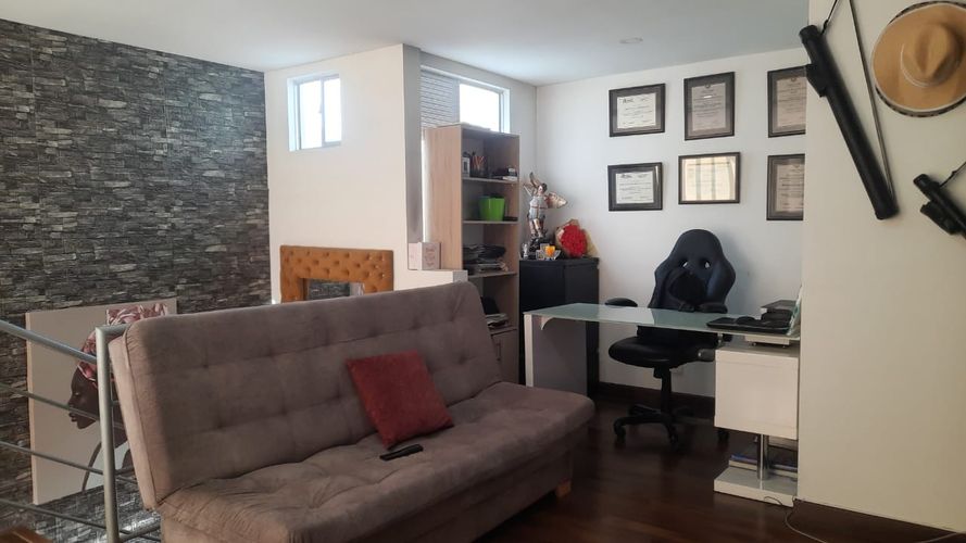 Apartamento de 3 alcobas en venta en Barrio Los Cerezos, Madrid, 92 m² · foto 4 de 24