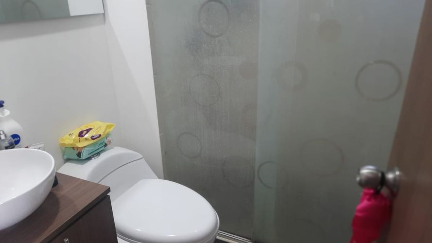 Apartamento de 3 alcobas en venta en Barrio Los Cerezos, Madrid, 92 m² · foto 10 de 24