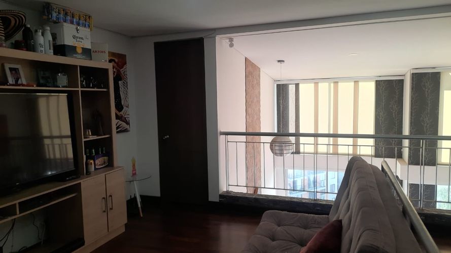 Apartamento de 3 alcobas en venta en Barrio Los Cerezos, Madrid, 92 m² · foto 6 de 24