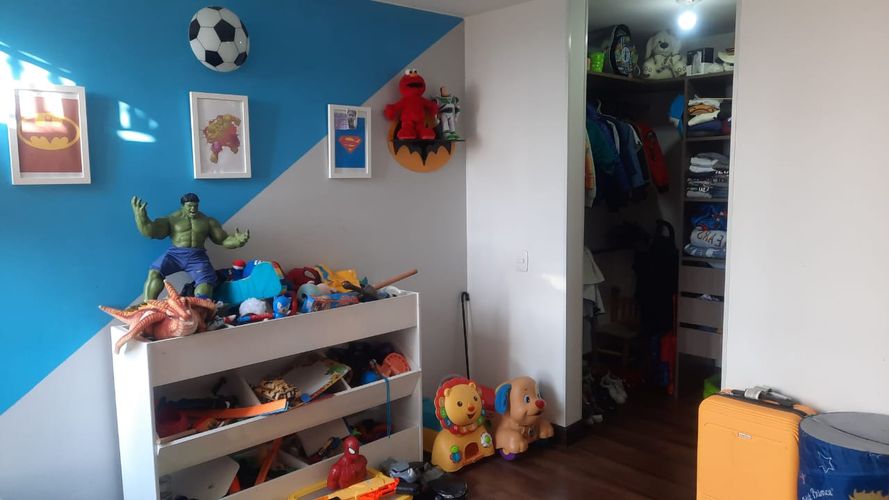 Apartamento de 3 alcobas en venta en Barrio Los Cerezos, Madrid, 92 m² · foto 18 de 24
