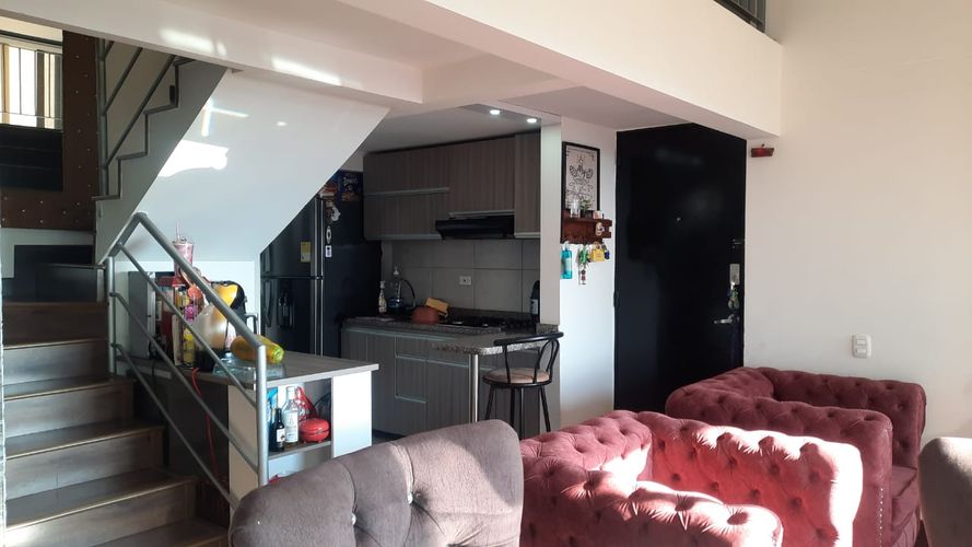 Apartamento de 3 alcobas en venta en Barrio Los Cerezos, Madrid, 92 m² · foto 7 de 24