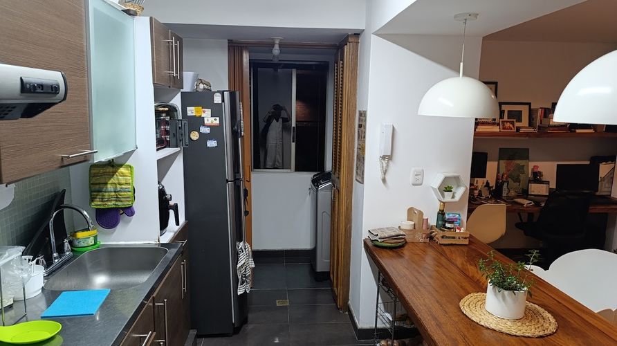 Apartamento de 2 alcobas en arriendo en Provenza, Medellín, 80 m² · foto 2 de 14
