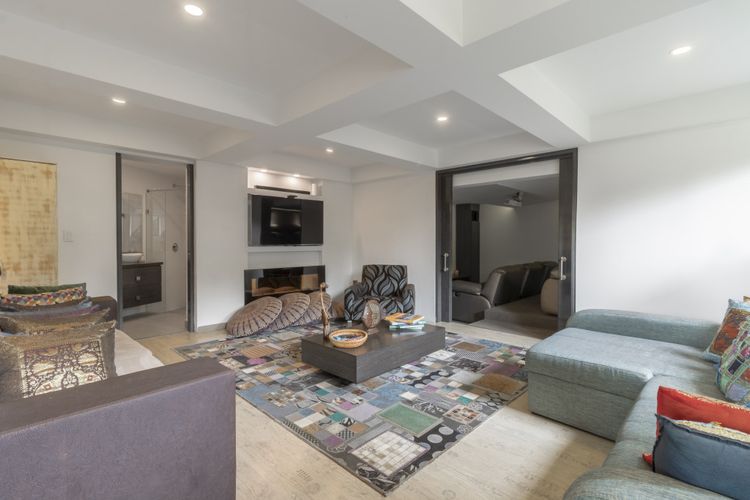 Casa de 4 alcobas en venta en Aposentos, Sopó, 487 m² · foto 8 de 24